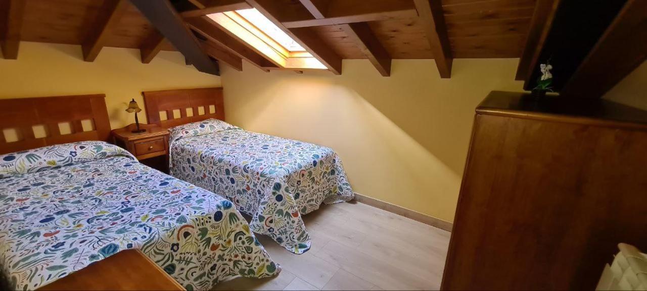Apartamentos La Corona - Cabrales Carrena de Cabrales Exterior foto